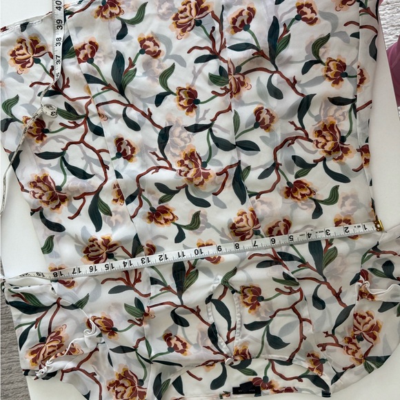 Ann Taylor Cream Ruffled Long Sleeve Blouse - Picture 8 of 8